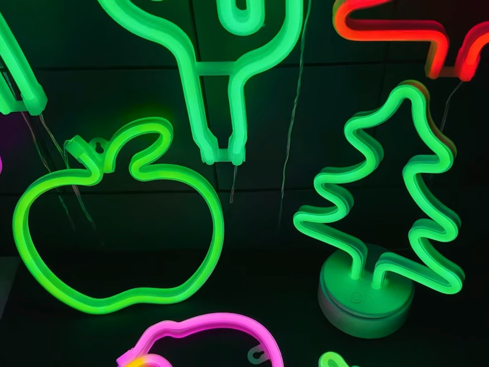 Световая фигура Яблоко, 19,6*20,8 см. Зеленый, 1 шт.