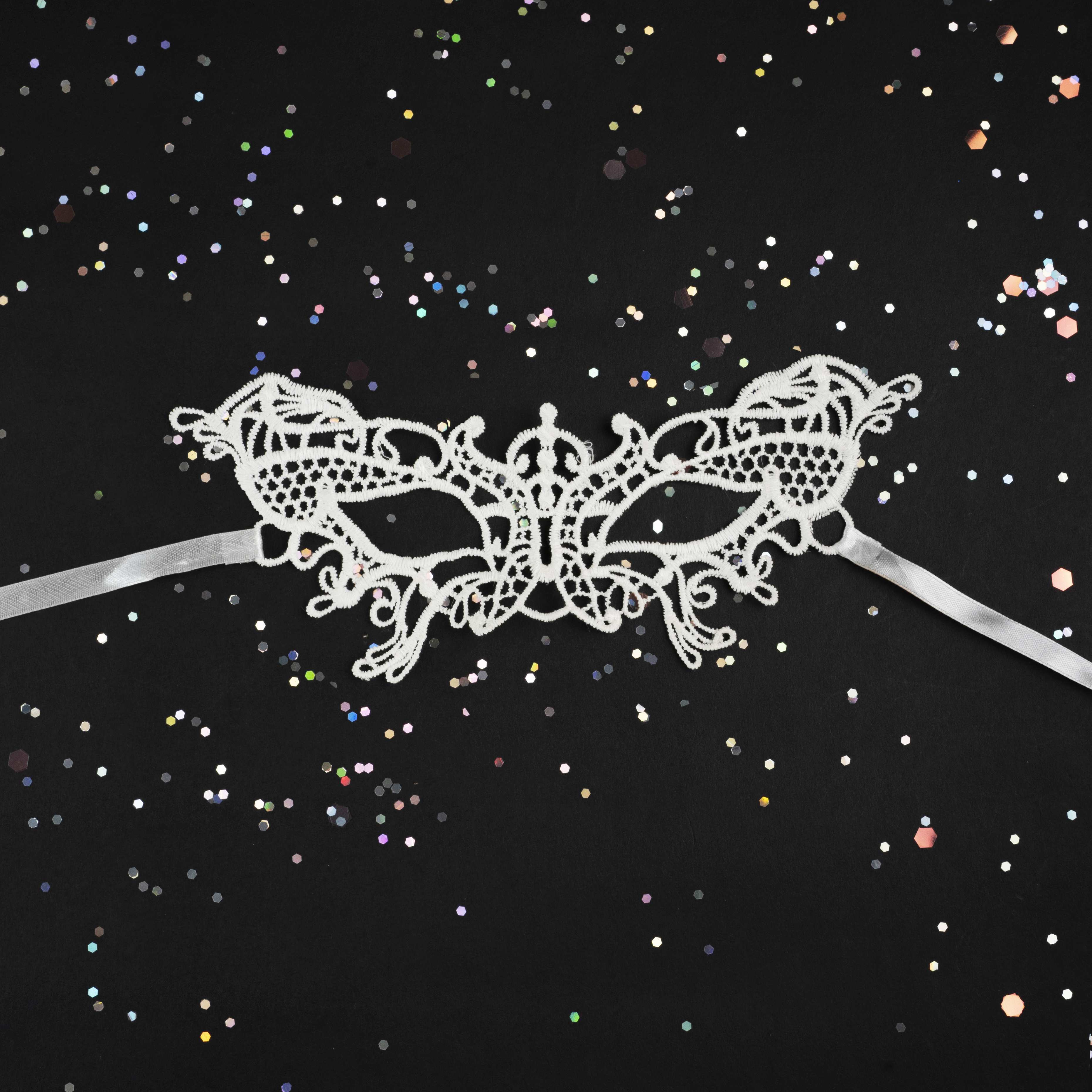 Маска кружевная, фигурная, Бабочка, Белый, 16*24 см, 1 шт. 