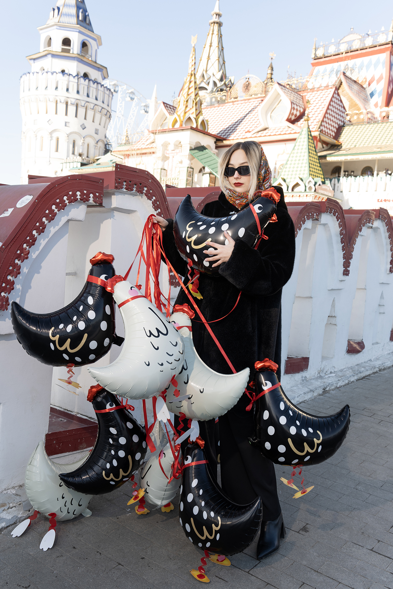 Шар 3D (23''/58 см) Ходячая Фигура, Курица, Черный, 1 шт.