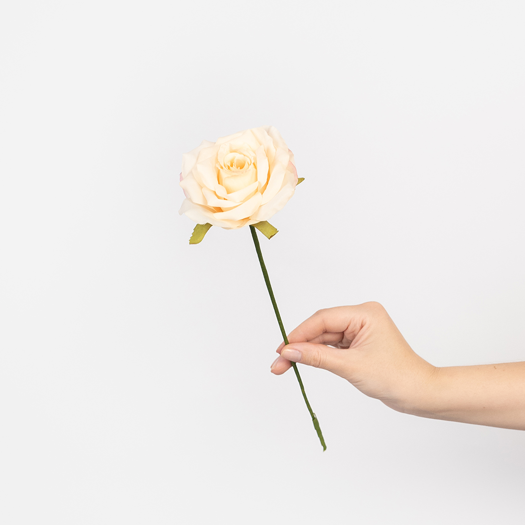 Роза (бутон), искусственная, Персиковый, 9 см, 3 шт. в упак. 